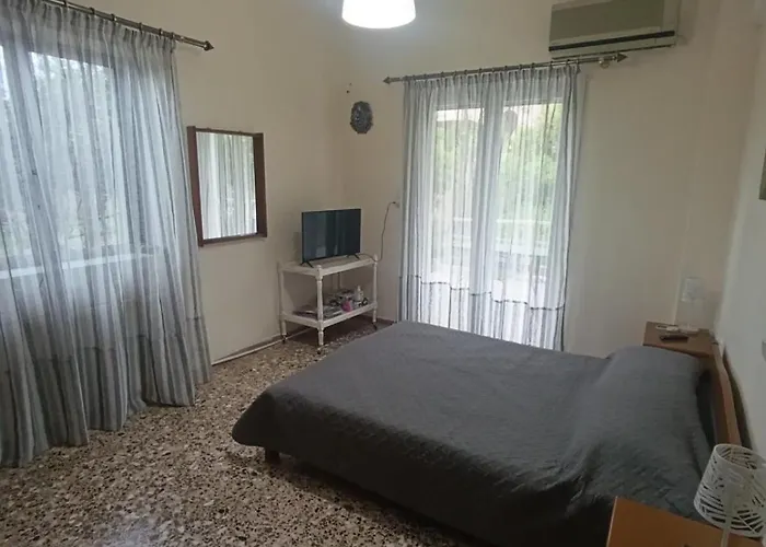 The Lemon House Kato Loutron